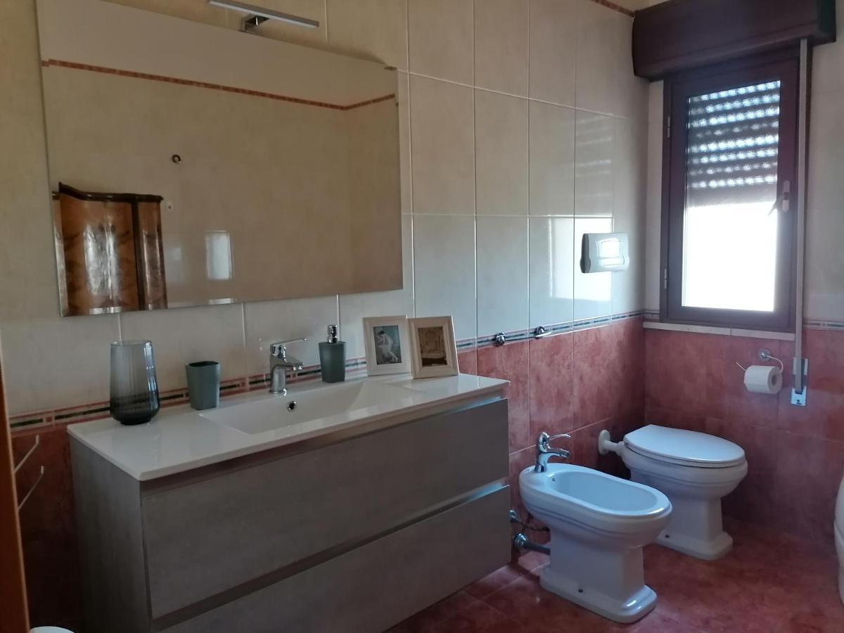 Gmb Villa Rosy Gela Kültér fotó